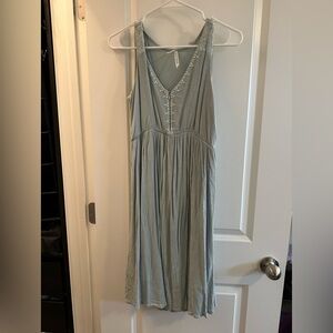 Light Green Sleeveless Dress